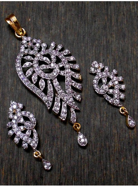 CZ Pendant With Earrings